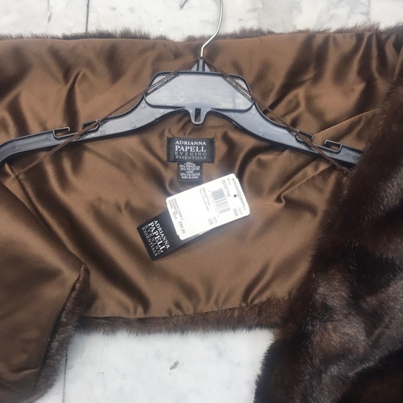 Adriana Papell wrap - Picture 4 of 6